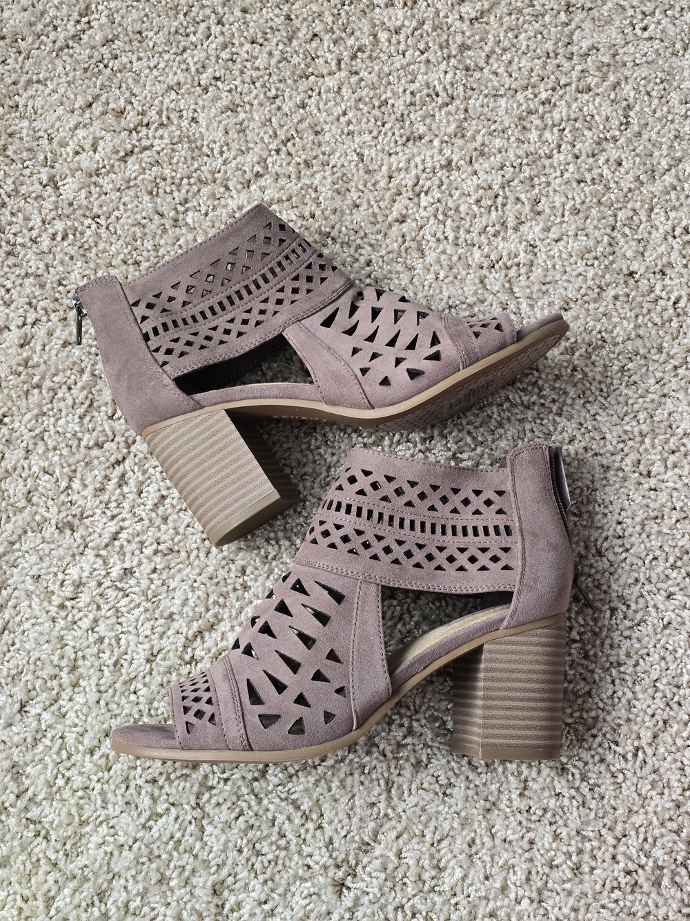 Women's Sonoma Goods For Life Taupe Cutout Block Heel Sandals - size 7